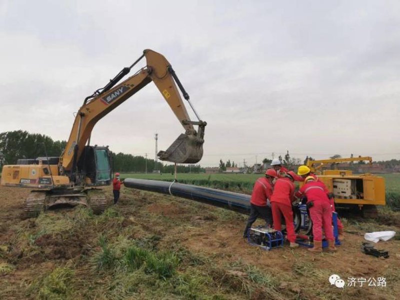 国道G105大中型货车、工程车及危化品用车闯禁行违法抓拍设备的